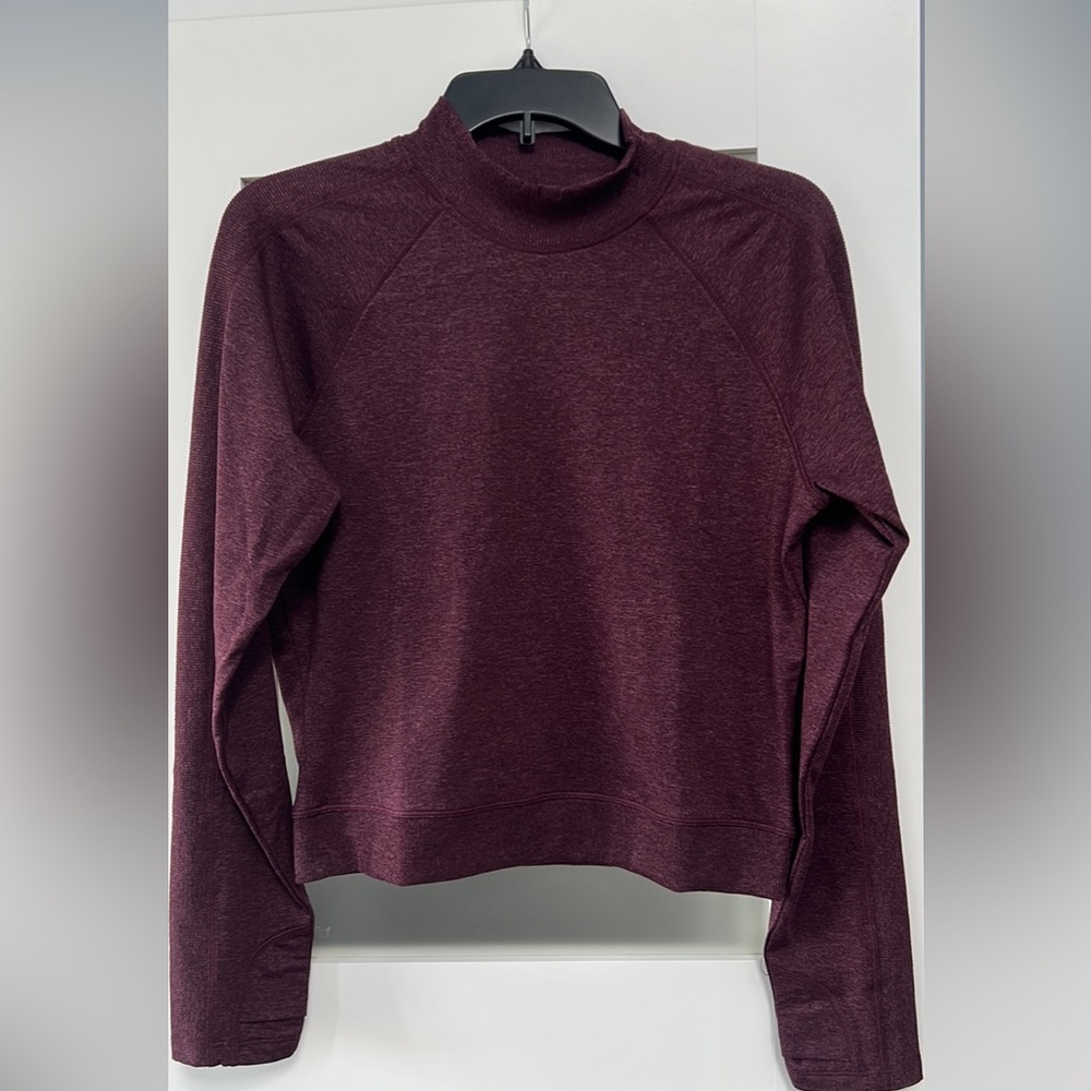 Old navy cozy core active shirt